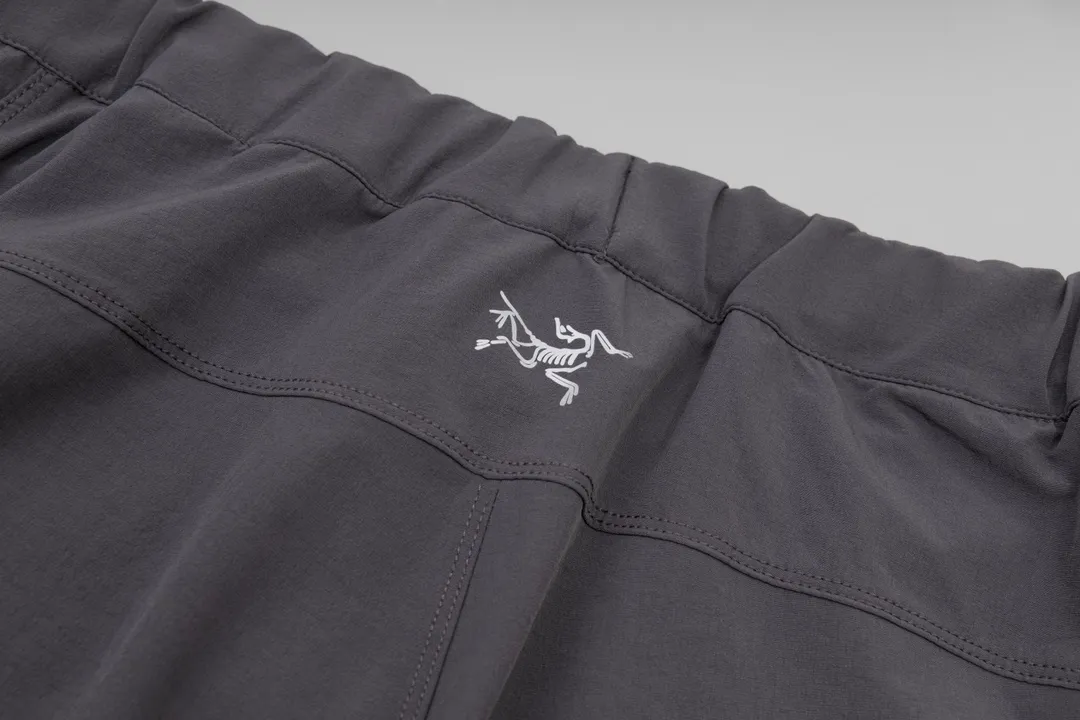 ( Quality )System-A ‘ ’， ， ， ， ， ， ， F 0 ， /Breathable/ ，